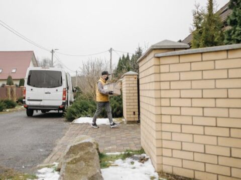 "How to Choose the Right Home Service Provider (Avoid Scams!)"