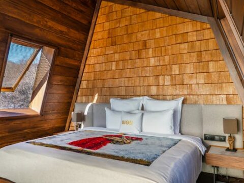 The Best Way to Clean Your Bedroom for Better Sleep