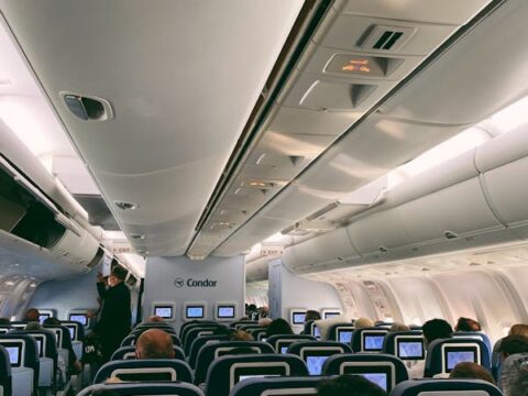 Airbus vs Boeing: Battle of the Commercial Giants