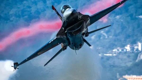Comparing 4th vs. 5th Generation Fighter Jets