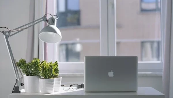 Home Office Décor That Boosts Productivity