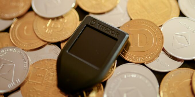 Dan Ives Takes Chairmanship of Company Set to Acquire Sam Altman-Backed Worldcoin for Treasury Enhancement