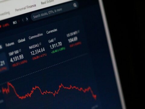 Understanding the Impact of Weakening Economic Data on Markets: Insights from a Wharton Professor
