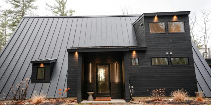 How to Choose Home Insurance Providers Affected by Political Climate